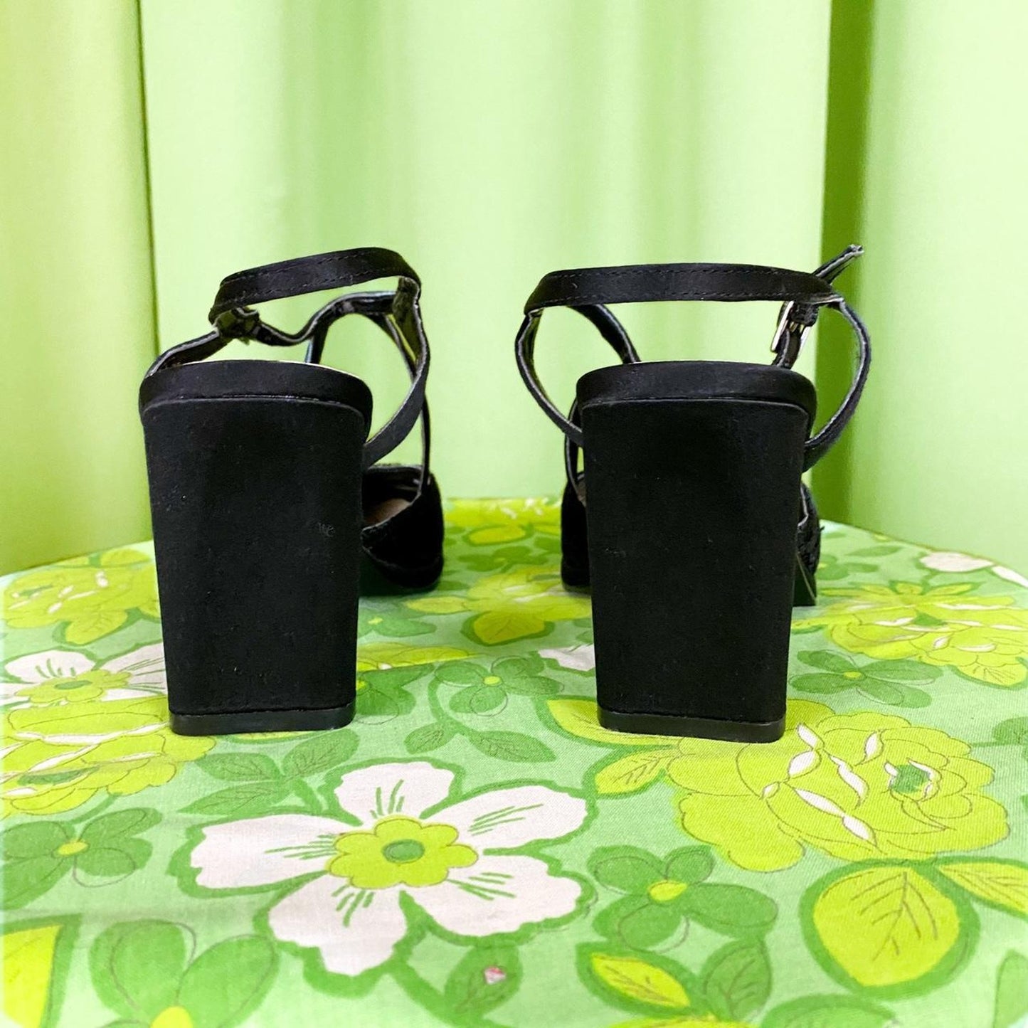 90s Black Lace Mary Jane Heels With Buckle Closure