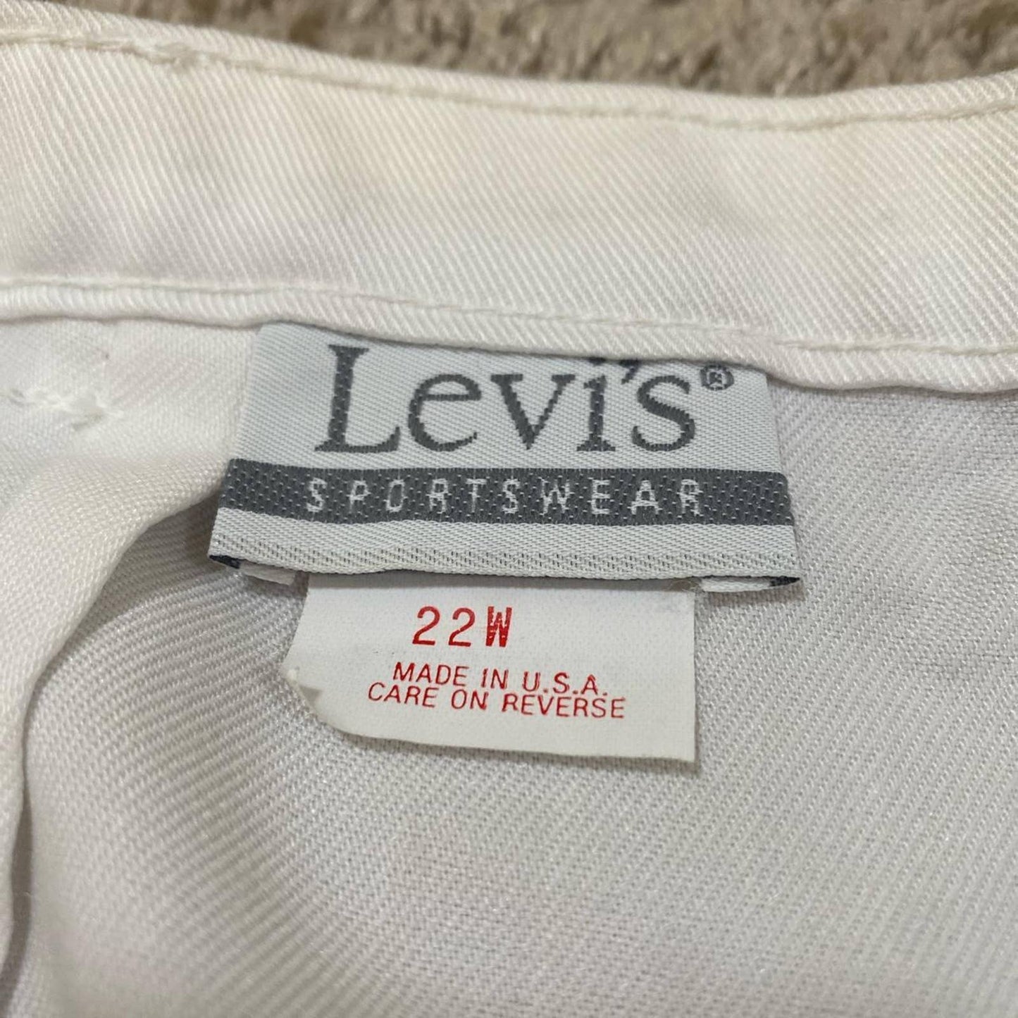 80s Vintage White High Waisted Tapered Levi’s Trousers