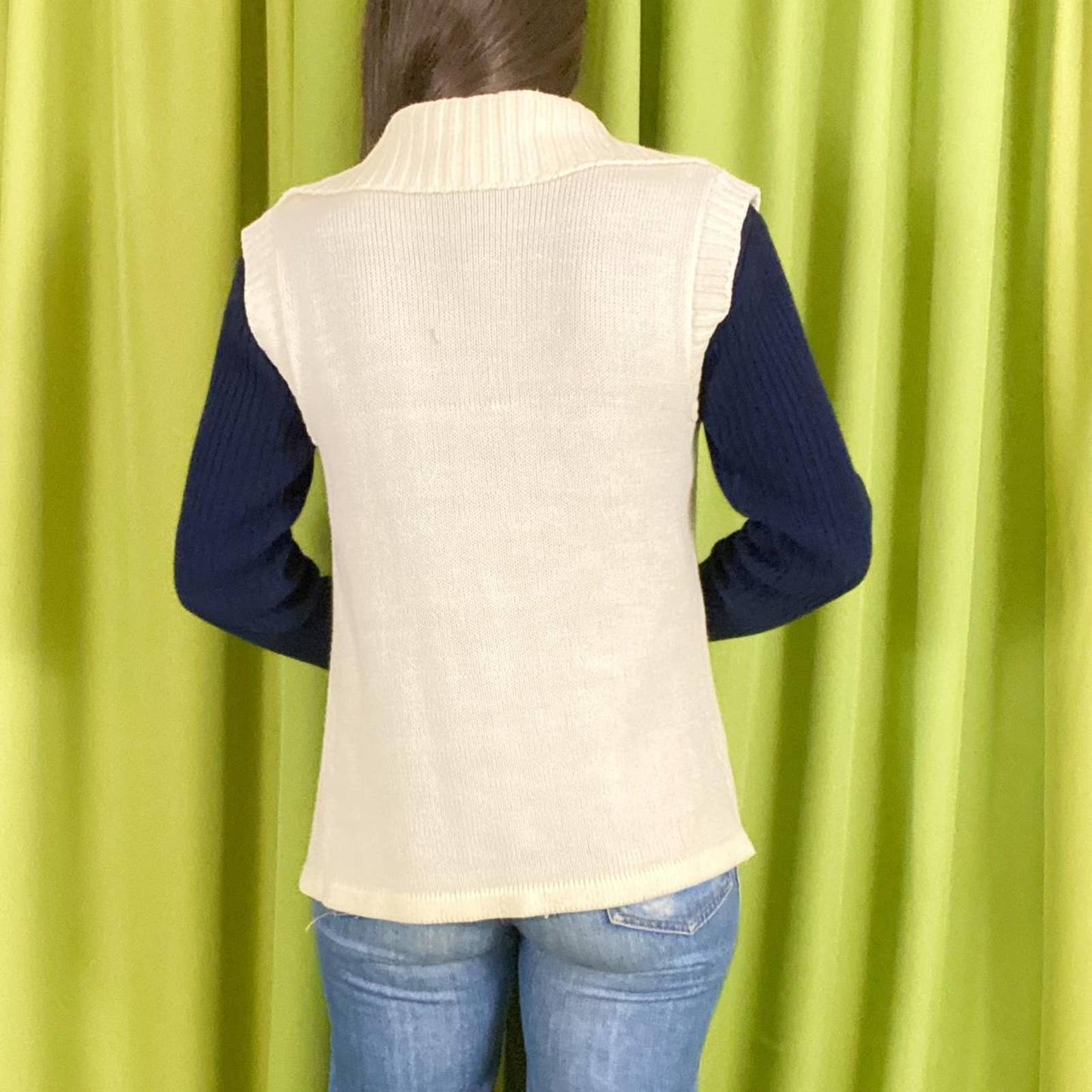 70s Vintage Off White Knit Sweater Vest with Wooden Buttons