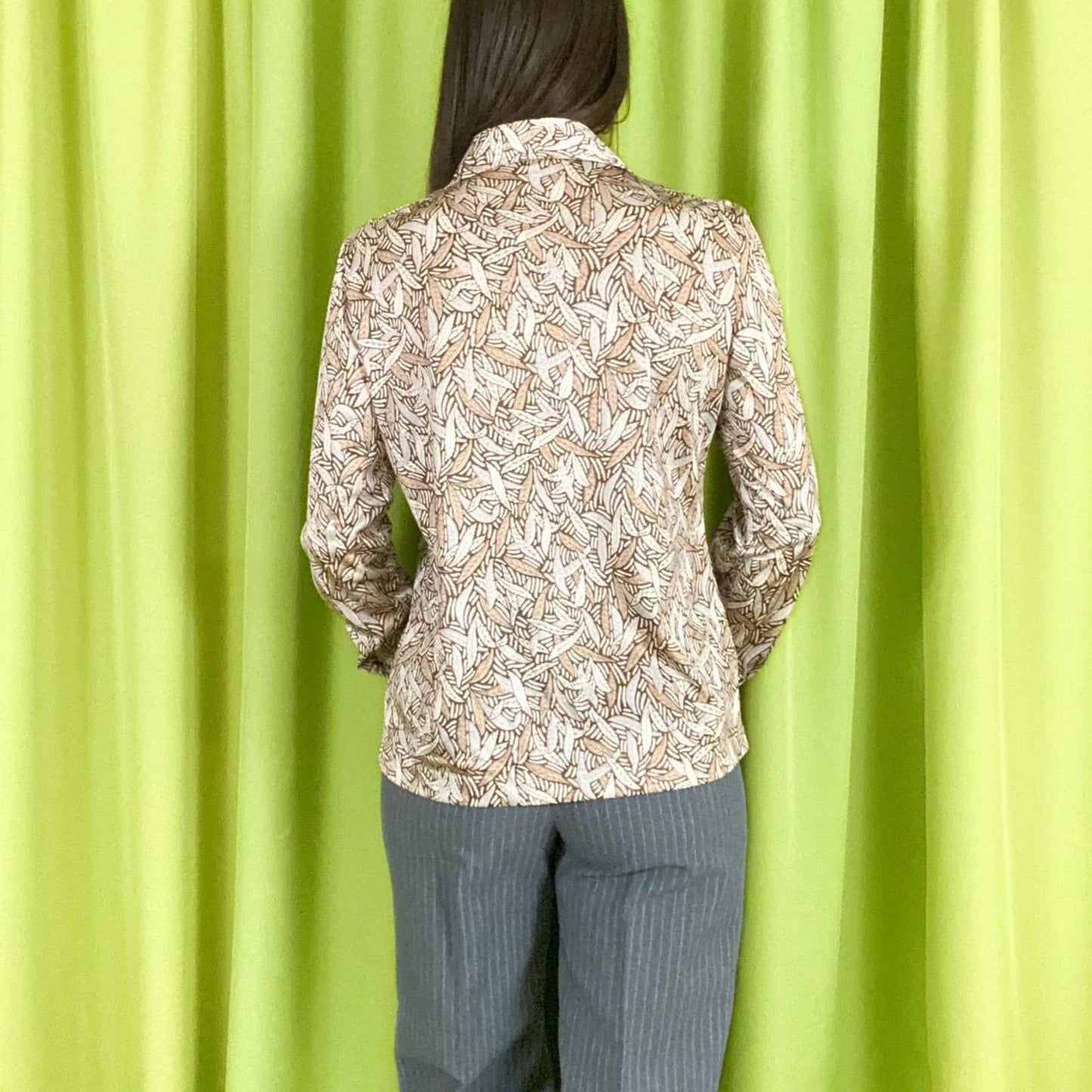 70s Vintage Brown Tan and Grey Leaf and Feather Print Dagger Collar Blouse