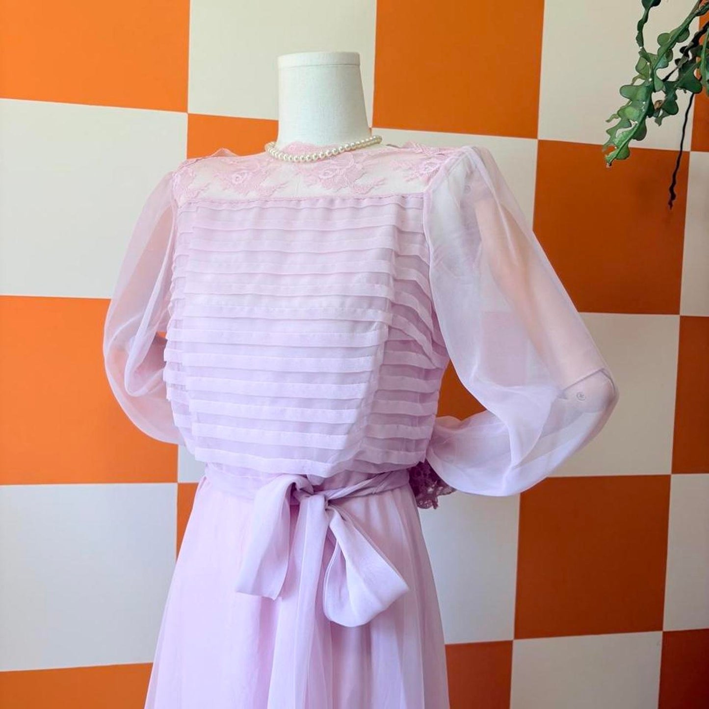 80s Vintage Pastel Dusty Pink Sheer Sleeve Lace Midi Dress