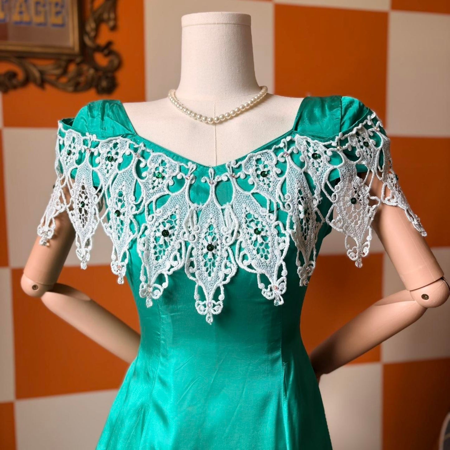 80s 90s Vintage Kelly Green Satin And Lace Faux Off the Shoulder Mini Dress