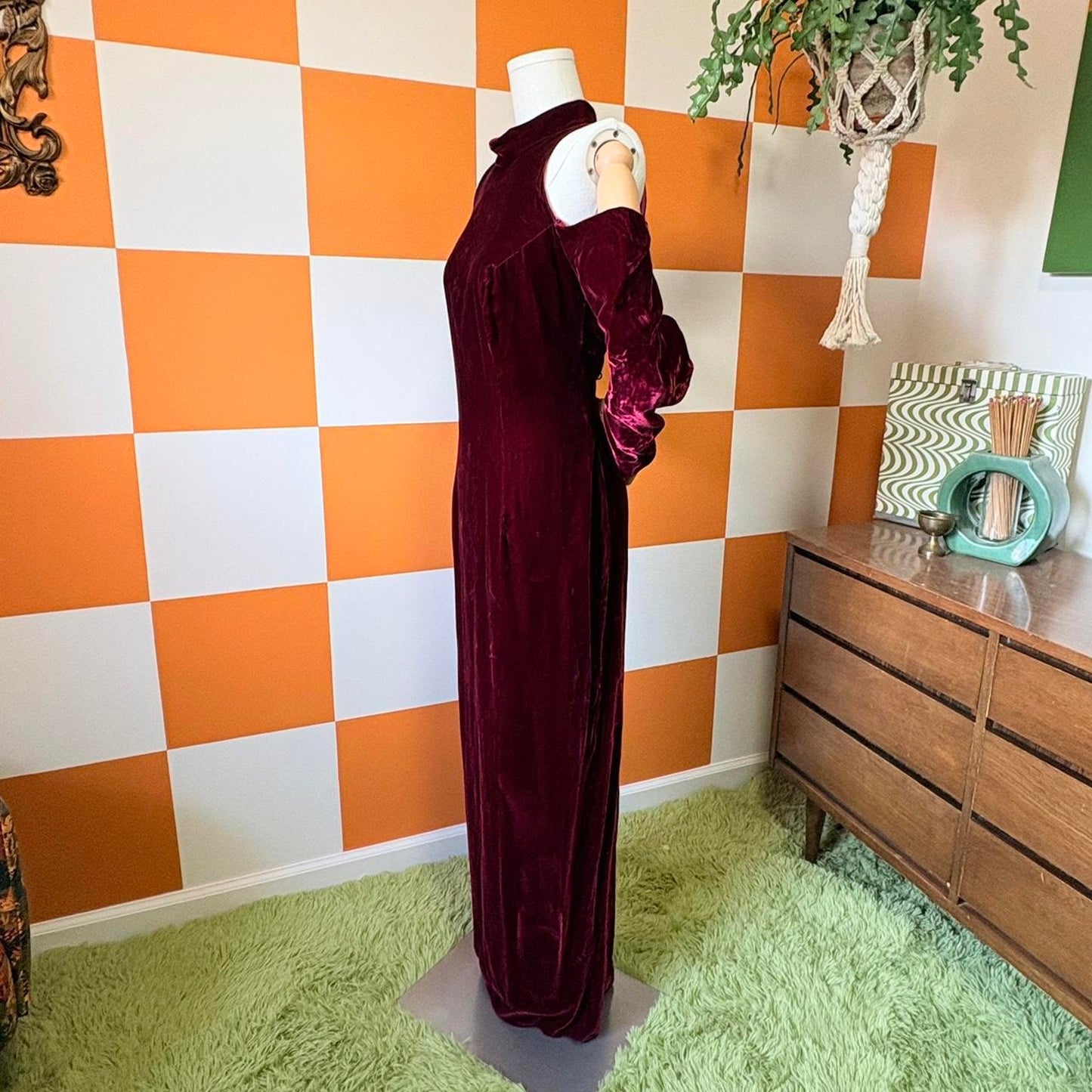 80s Vintage Maroon Velvet Cold Shoulder Keyhole Gown