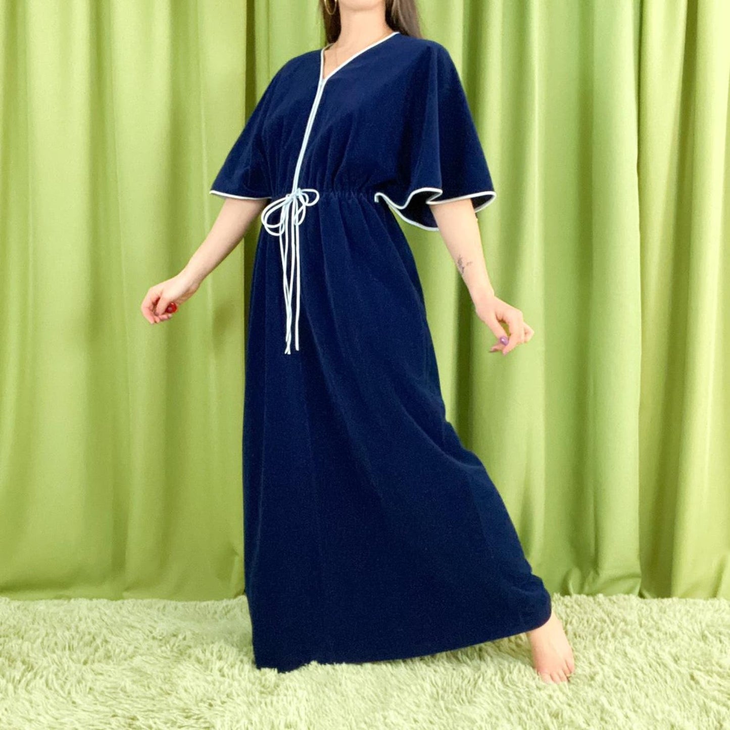 70s Vintage Navy and Light Blue Velvet Batwing Sleeve Vanity Fair Robe